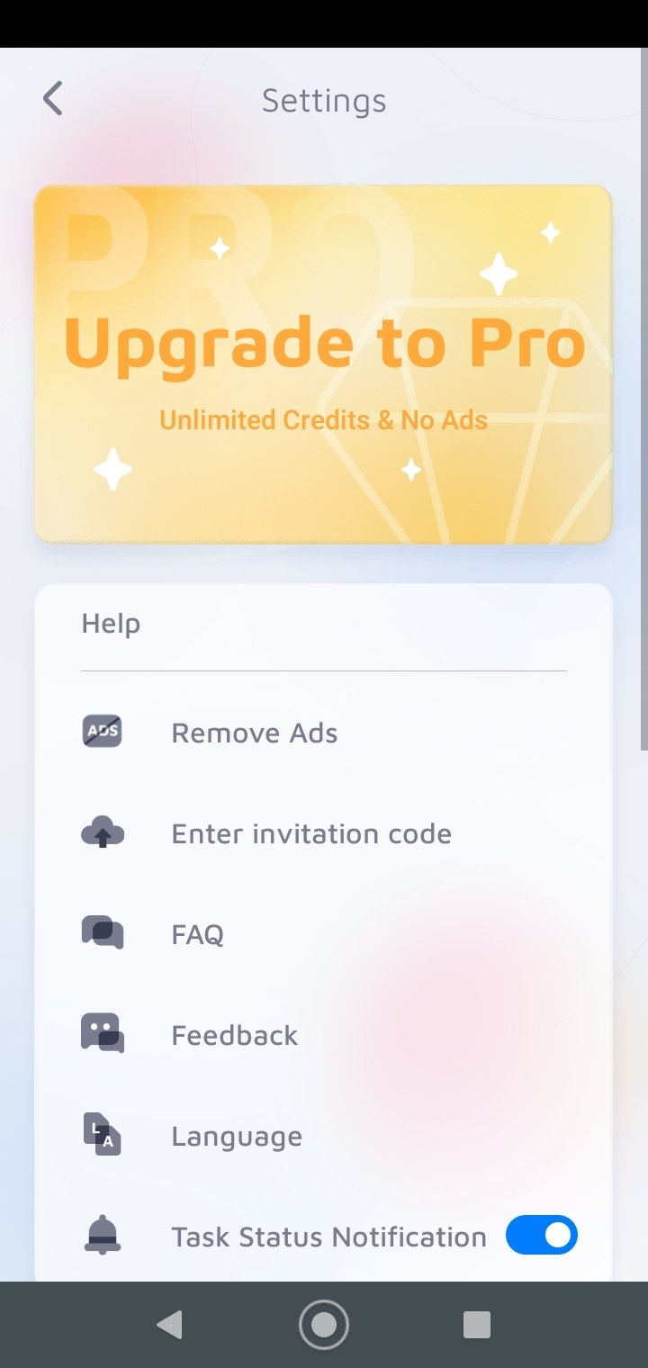 Экран Settings в EnhanceFox с Upgrade to Pro, Help, Language и Task Status Notification