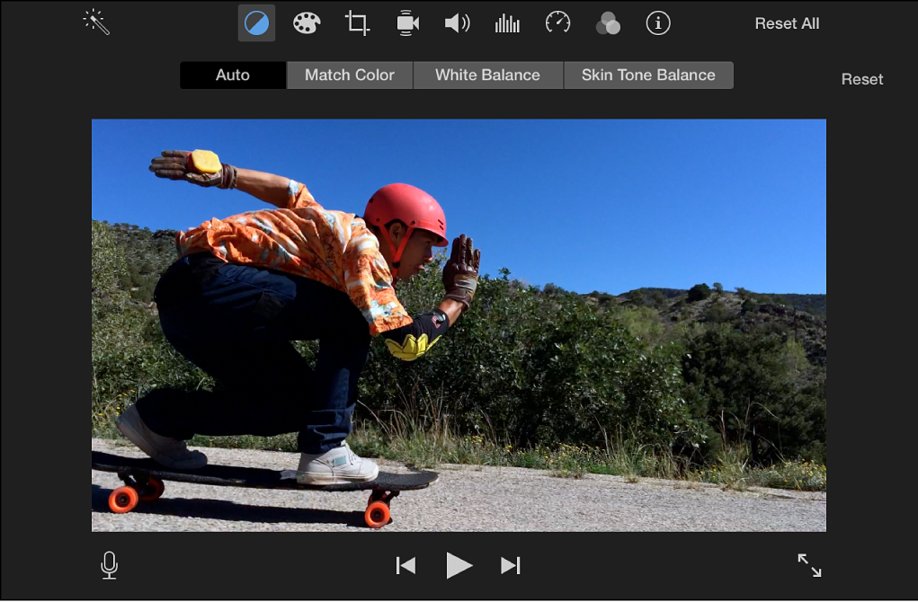 Панель Color Balance iMovie с автоматической коррекцией цвета