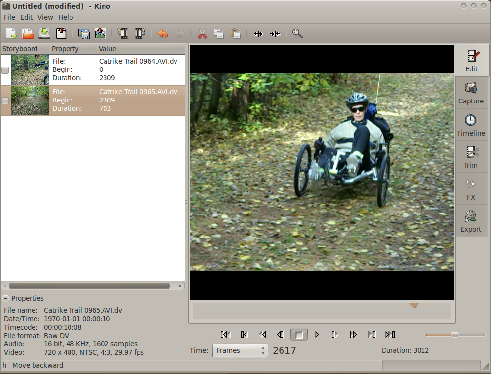 Kino 1.3.4 с DV-сценами в Storyboard и окном предпросмотра
