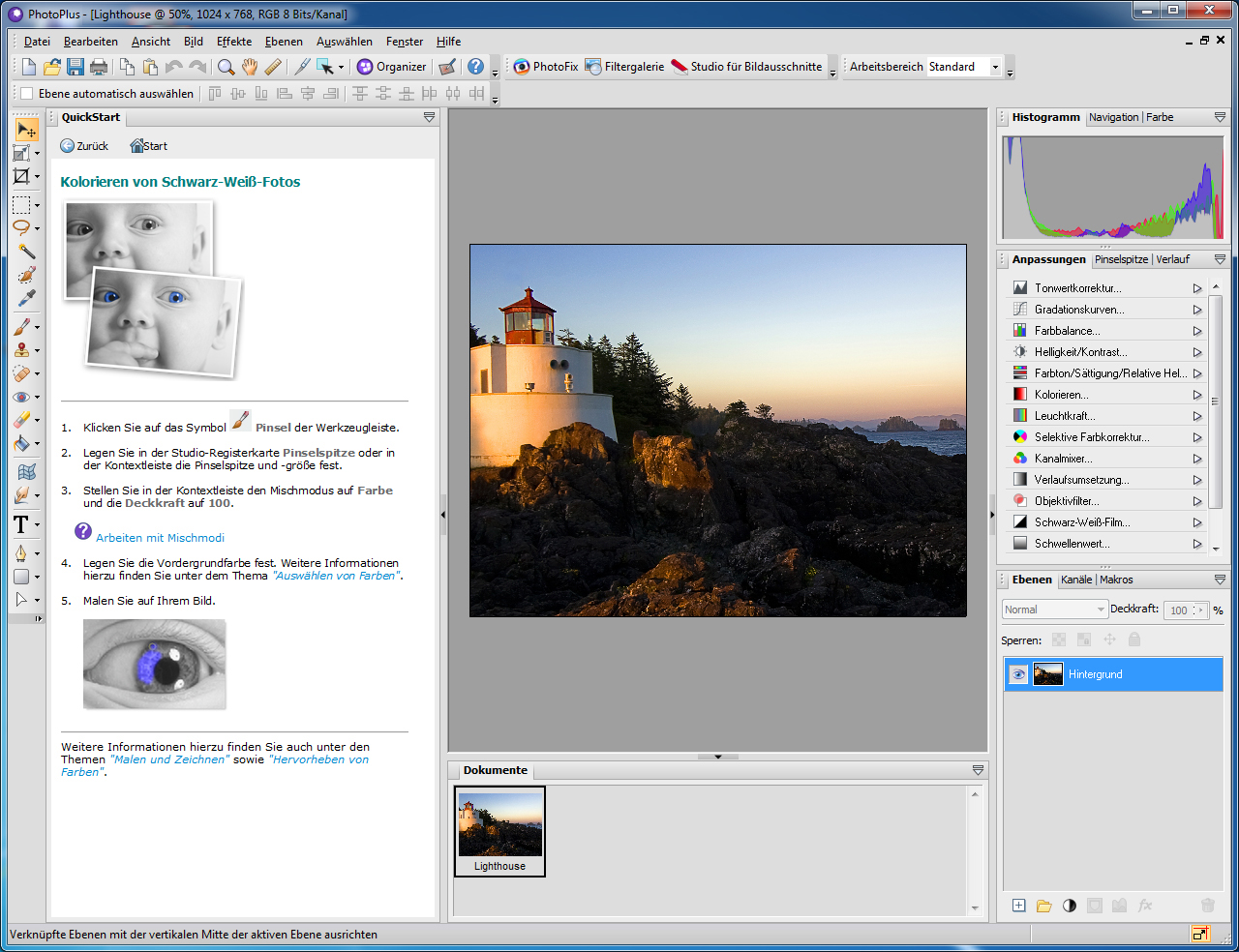 PhotoPlus X6: главное окно с QuickStart, гистограммой, Adjustments, Layers и фотографией маяка