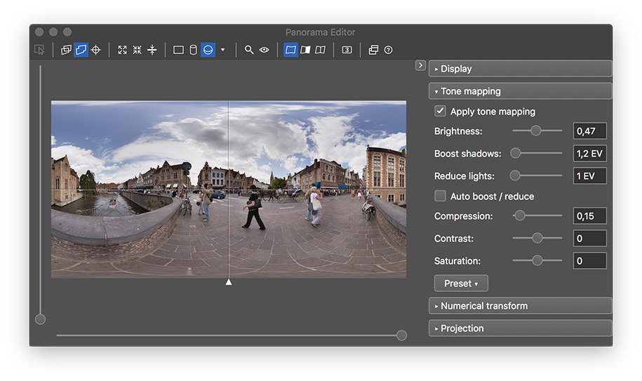 Panorama Editor PTGui с equirectangular-панорамой и панелью Tone mapping